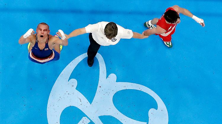 "Sie sind verdammte Betrüge" beschuldigte Conlan die AIBA  nach seiner Niederlage.