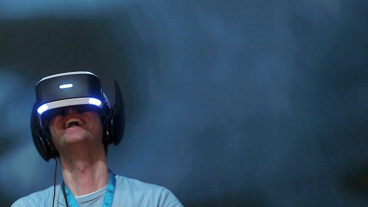 Das Playstation VR Headset ist marktreif.