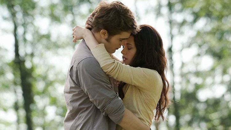 Zumindest im Film sah es eigentlich gar nicht so widerlich aus: Robert Pattinson und Kristen Stewart.