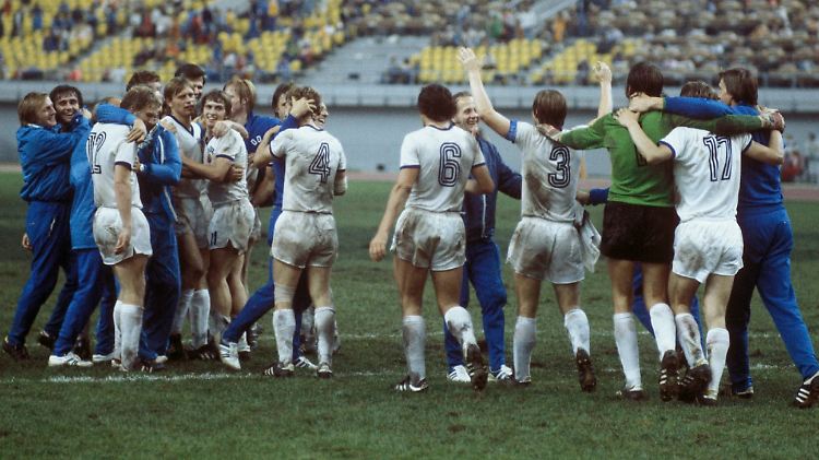 31. Juli 1976: Die Fußballer der DDR feiern in Montreal.