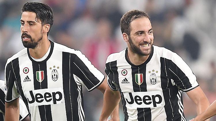 Khedira und Higuain: Gemeinsam zum ersten Sieg der Saison für Juventus Turin.