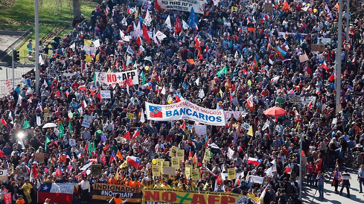 Zehn Millionen Menschen sind von dem System in Chile betroffen.