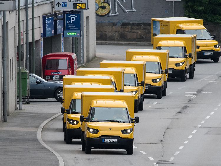 2000 Fahrzeuge sollen bis zum Ende des Jahres auf den Straßen fahren.