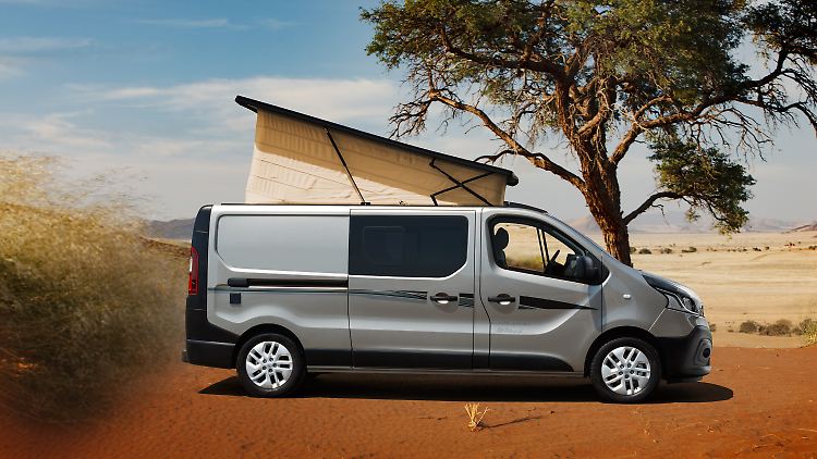 Karmann hat im Colibri das Kunststück fertig gebracht, eine Winkelküche nebst Bad und Toilette in das Heck eines Renault Vans zu basteln.