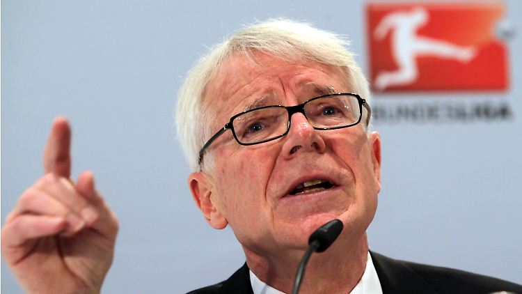 DFL-Boss Reinhard Rauball hat wenig Verständnis für den plötzlichen Sinneswandel von DFB-Vize Rainer Koch.