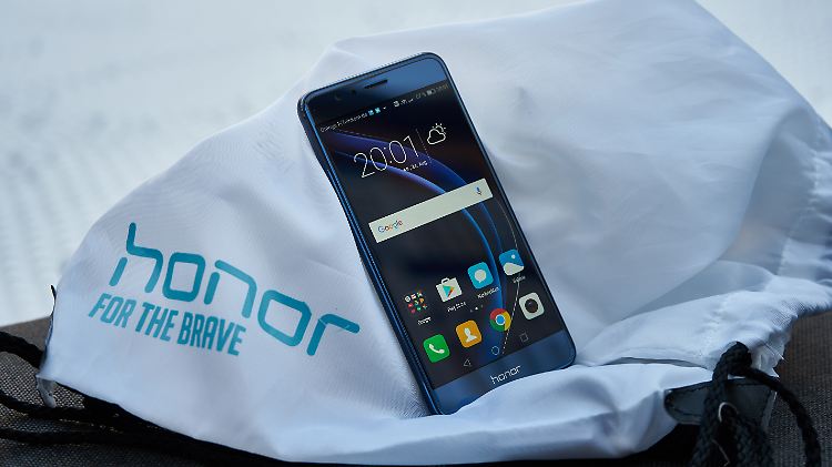Das Honor 8 ist im Prinzip ein gläsernes Huawei P9.