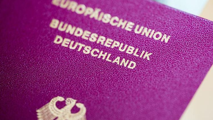 Wenn das Dokument abgelaufen ist, ist ein Express-Ausweis eine schnelle Lösung.