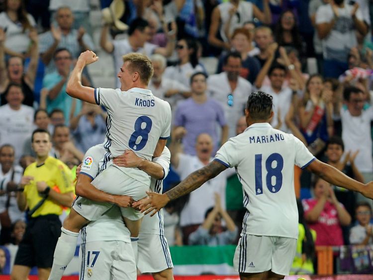 Mit sechs Punkten aus zwei Spielen klettert Real Madrid zumindest bis Sonntag an die Tabellenspitze