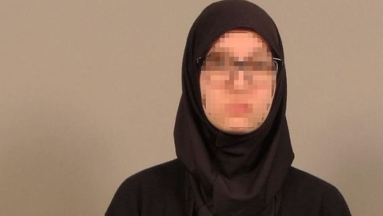Mit einem Messer hat Safia S. einem Polizisten in den Hals gestochen.