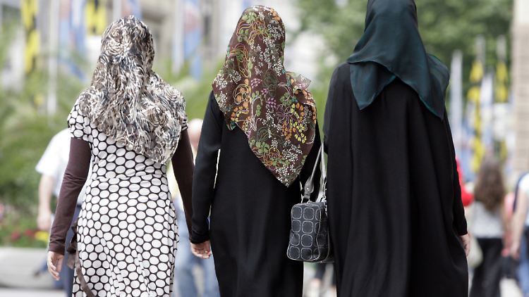 Laut französischer Medien sollen die beiden Frauen vollverschleiert gewesen sein.