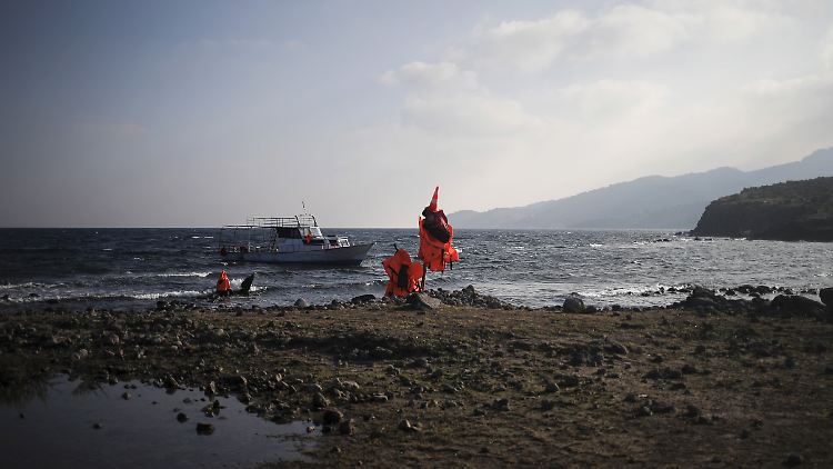 Im vergangenen Sommer war so eine Stille selten an den Küsten der griechischen Inseln zu erleben.