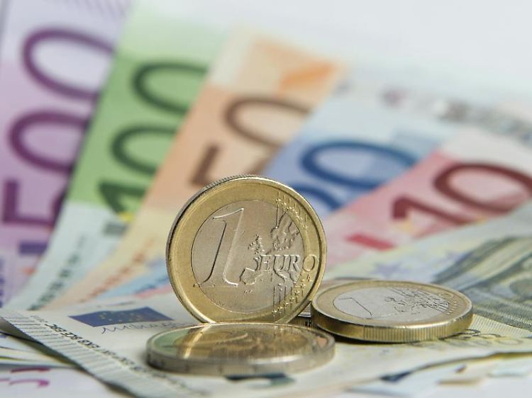 Beiträge richtig deklarieren: Manche Arbeitgeber schließen für ihre Beschäftigten Zusatzversicherungen ab.