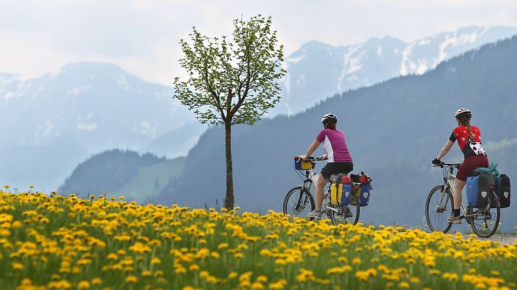 Vor allem im ländlichen Bereich unterstützen Fahrradfahrer die Wirtschaft.