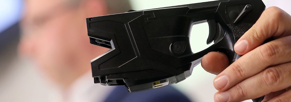 Drei Jahre soll der Probelauf mit den Tasern laufen.