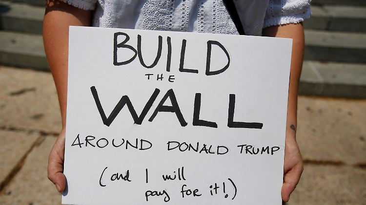 Kreative Proteste gegen Donald Trump