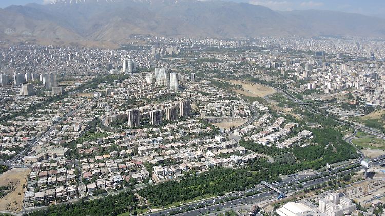 In der Hauptstadt Teheran leben mehrere Millionen Menschen.