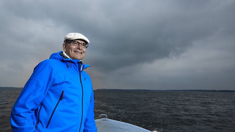 Dunkle Wolken - die kommen aus Berlin: Sellering attackiert Merkel.