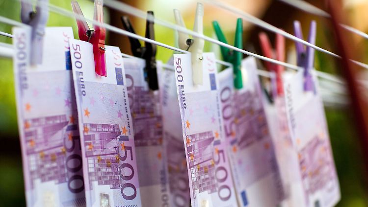 Die Banken haben bei der EZB Geldberge eingelagert.