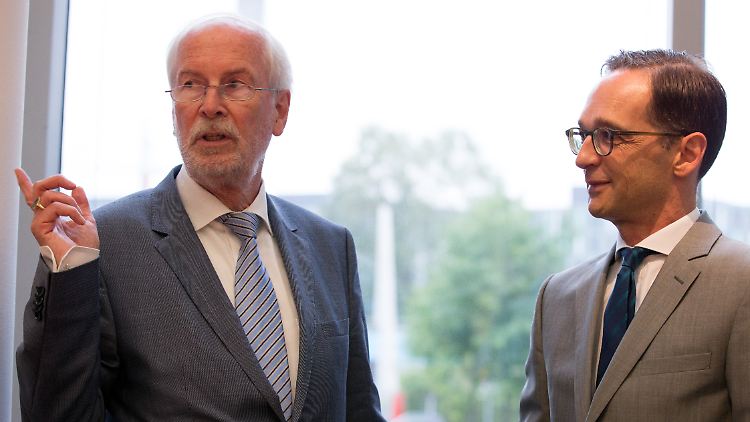 Justizminister Maas (r.) und der damalige Generalbundesanwalt Range im August 2015.