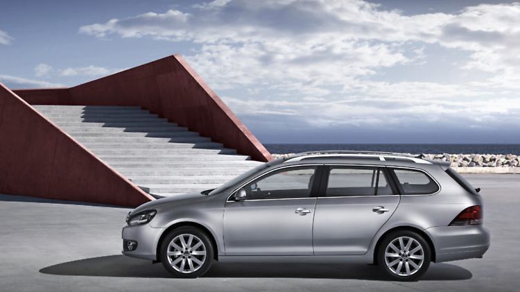 Er ist der Platzhirsch: Am VW Golf Variant muss jeder kompakte Kombi in Deutschland messen lassen.