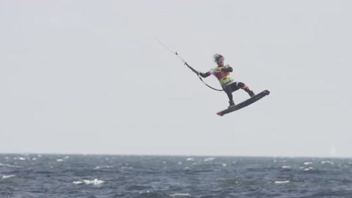 Kitesurfer.PNG