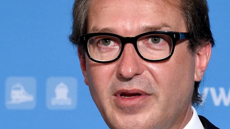 Alexander Dobrindt lässt offen, ob CDU und CSU gemeinsam Wahlkampf machen werden.