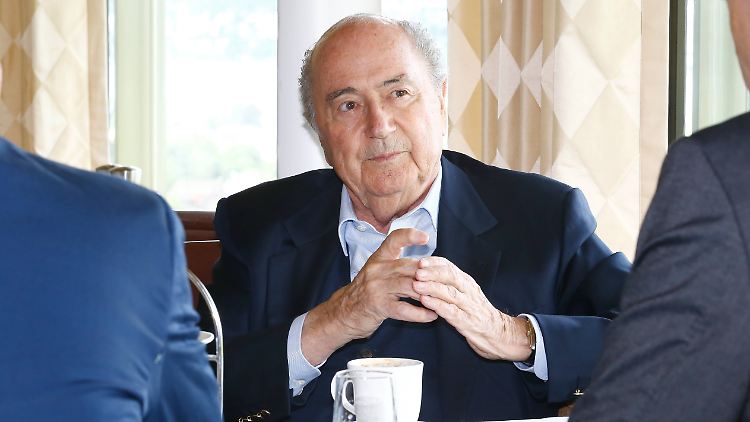 Sepp Blatter gerät erneut ins Visier der Fifa.