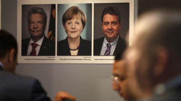 Joachim Gauck tritt als Bundespräsident ab, seine Nachfolge ist ebenso offen wie die Zukunft von Angela Merkel und Sigmar Gabriel.