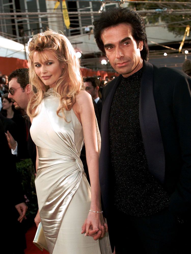 War es nur eine PR-Liebe? In den 90ern war David Copperfield offiziell mit Claudia Schiffer liiert.