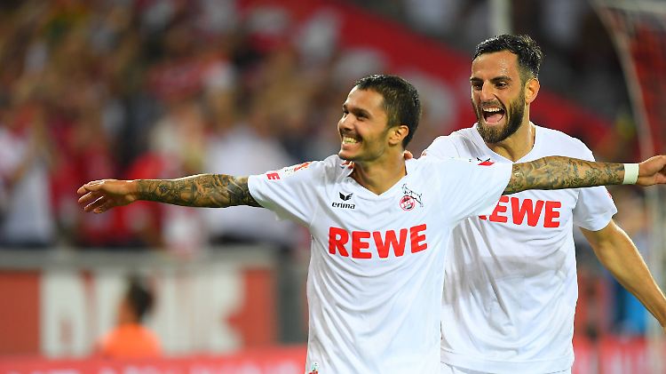 Zumindest über Nacht das Maß aller Dinge: Der 1. FC Köln übernimmt zum Auftakt des 3. Spieltags die Tabellenführung.
