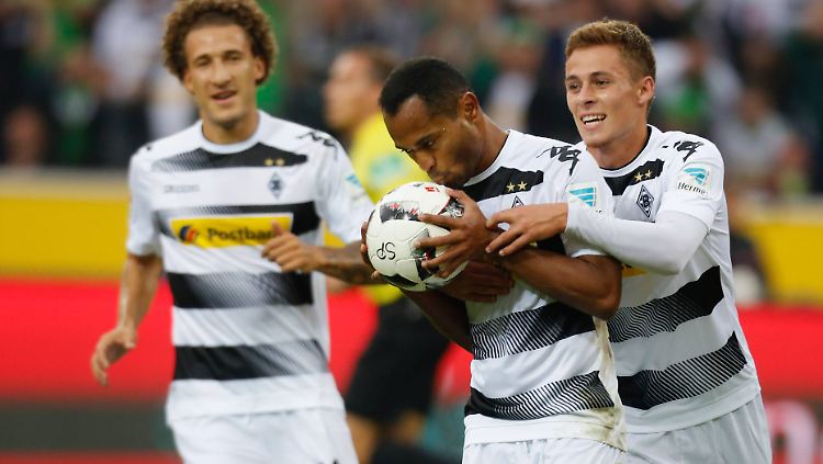 Gladbachs Raffael wurde wie Teamkollege Thorgan Hazard zum Doppelpacker gegen Bremen.