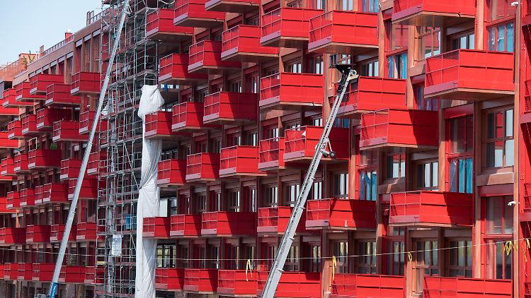 Es wird viel gebaut - doch die Preise steigen einer Studie zufolge künftig moderater.