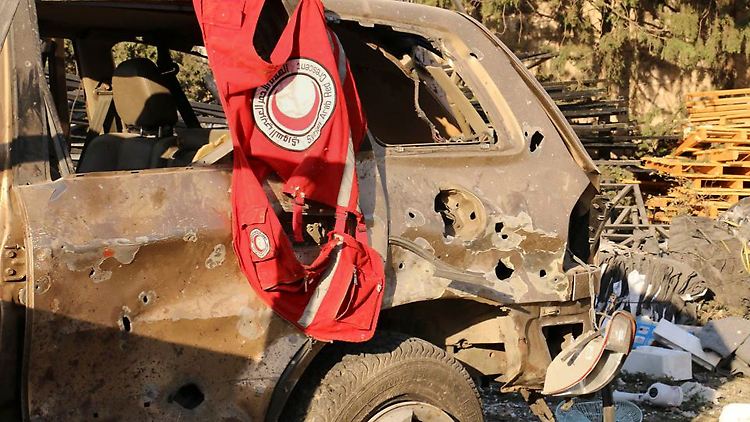 Moskau will auf den Bildern des zerstörten Konvois keine Hinweise auf einen Angriff mit Munition erkannt haben.