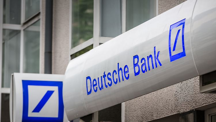 Die Belegschaft der Deutschen Bank soll in den kommenden Jahren um rund 10 Prozent schrumpfen. 
