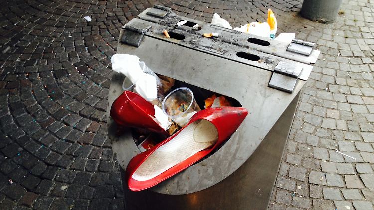 Der Syrer erhielt die Anweisung, seine Bombe in der Nähe einer Menschenansammlung zu deponieren.