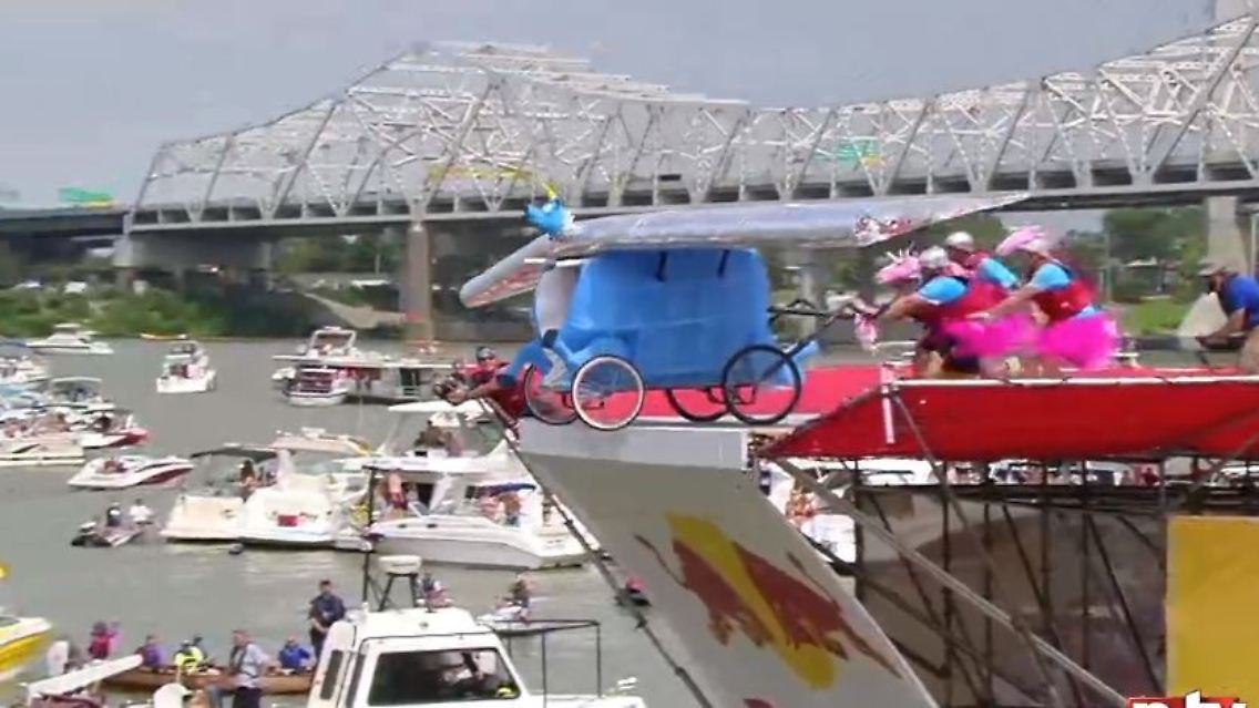 Red Bull Flugtag2.JPG