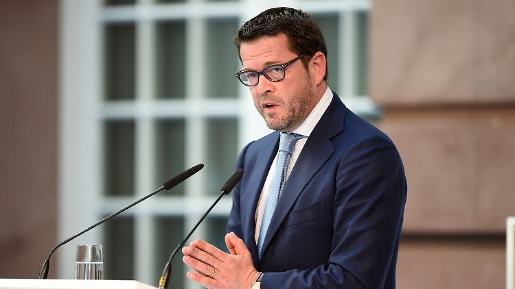 Karl-Theodor zu Guttenberg hat eine mehrjährige Auszeit von der deutschen Politik hinter sich.