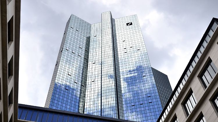 Die Deutsche Bank hat an der Börse massiv an Wert verloren.