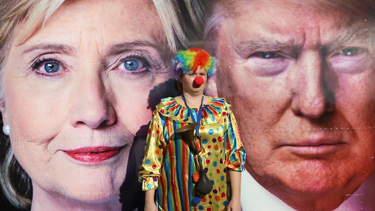 Auf diesem Bild, aufgenommen in Hempstead, New York, ist ein Clown zu sehen.