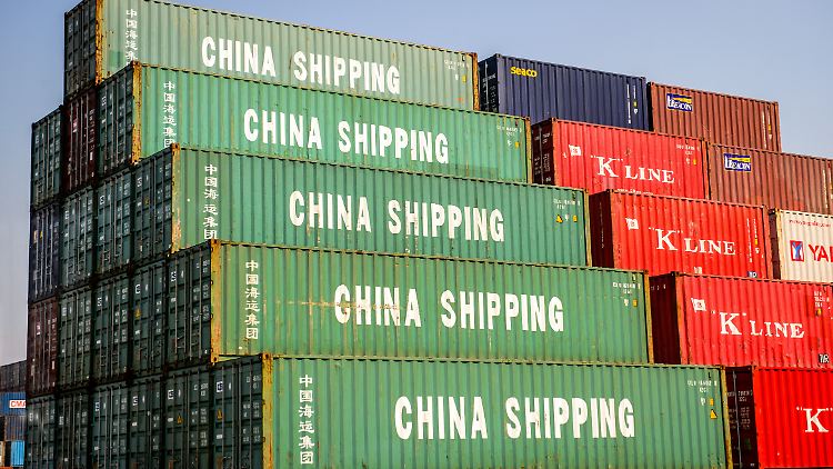 Als Exportweltmeister leidet China unter anderem unter der flauen Weltwirtschaft.