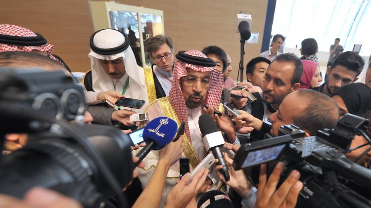 Saudi-Arabiens Energieminister Khalid al-Falih glaubt an die Einigung auf eine Fördergrenze.