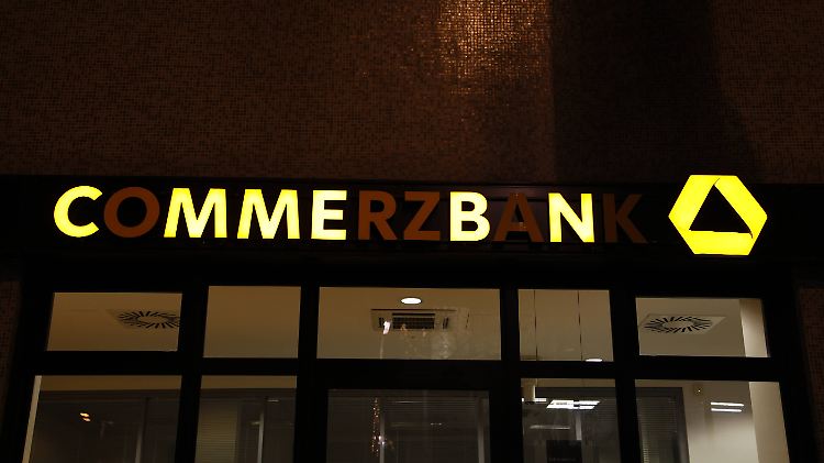 Gehen bei der Commerzbank allmählich alle Lichter aus?