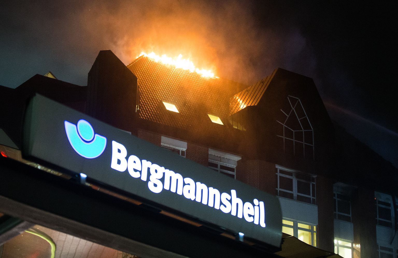 Am frühen Freitagmorgen geht ein Notruf bei der Feuerwehr Bochum ein, ...