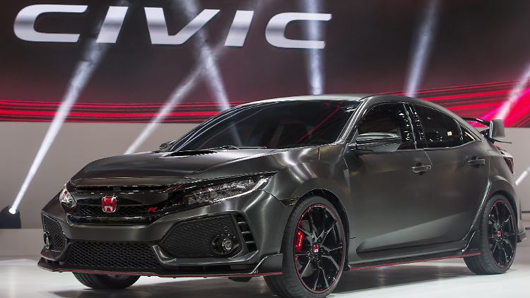 8Der neue Honda Civic präsentiert sich in Paris. Hier in seiner sportlichsten Ausführung.