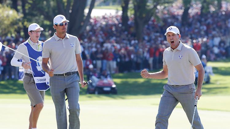 Rafael Cabrera-Bello und Sergio Garcia feiern ihr Unentschieden gegen das favorisierte US-Duo Patrick Reed und Jordan Spieth.
