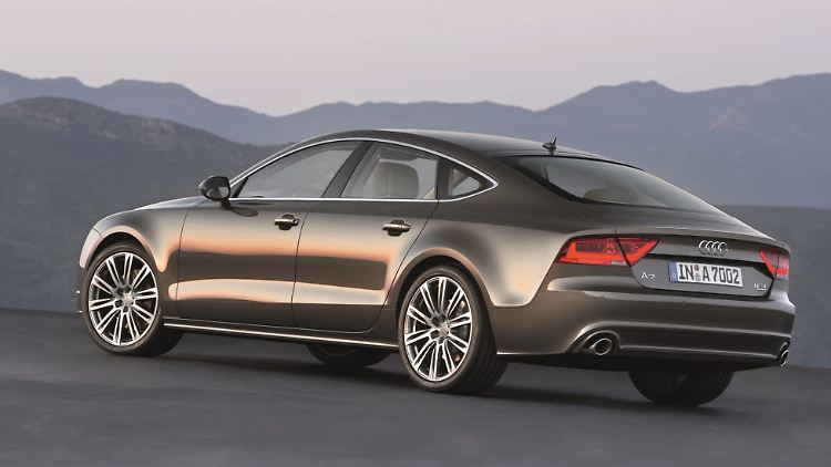 AudiA7051110.jpg