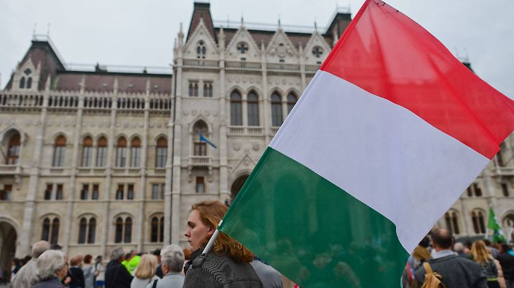 Zu wenige Ungarn beteiligten sich.