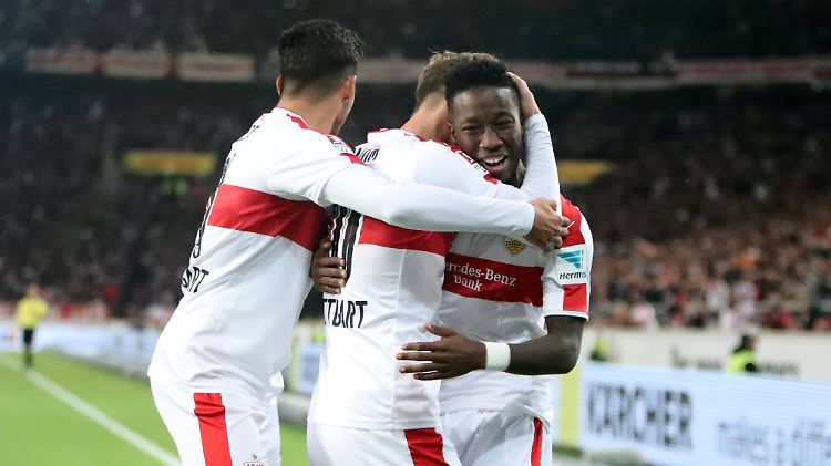 Der VfB Stuttgart legte furios los und führte nach 24 Minuten bereits mit 3:0.