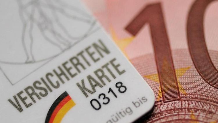 Auslandskrankenversicherung: Werden Patienten im Ausland fehlbehandelt, so wird der Rücktransport nach Deutschland erstattet - unter Umständen.
