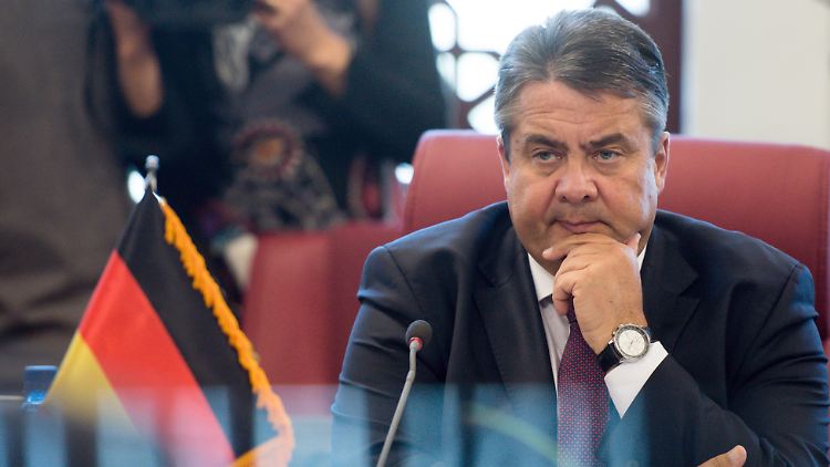 Kann sich in Teheran nicht nur auf die deutsch-iranischen Wirtschaftsbeziehungen konzentrieren: Sigmar Gabriel
